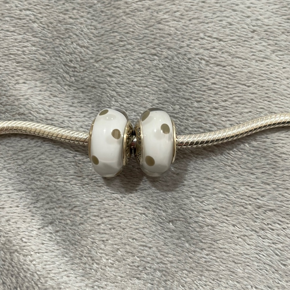 Authentic pandora #790602 white and gray polka dots glass charm